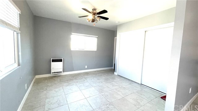 Foto del edificio - 4311 W 169th St
