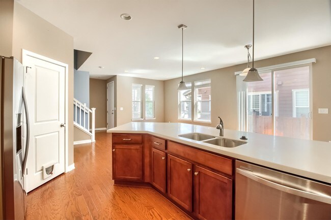 Building Photo - 10316 Tall Oaks Cir