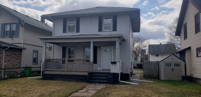 Building Photo - 621 Webb Ave SW