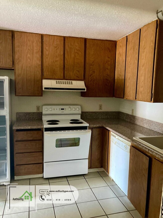 Foto del edificio - 2101 Rosamond