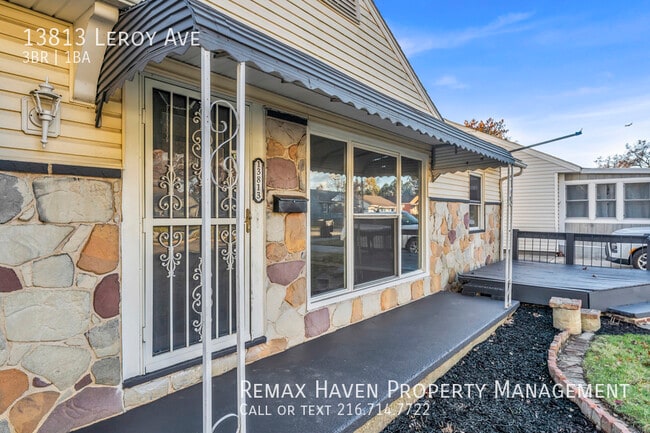 Building Photo - 13813 Leroy Ave