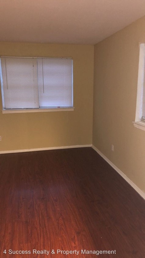 Foto del edificio - 1160 Springdale St