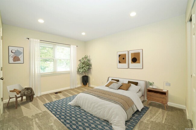 Building Photo - 65 Manors Dr