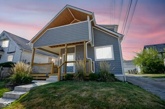 Building Photo - 515 Orange St