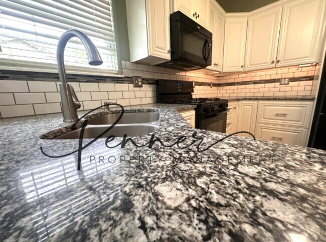 Foto del edificio - 616 SE Athens Dr