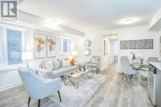 Photo du bâtiment - 205 W Oak Trl