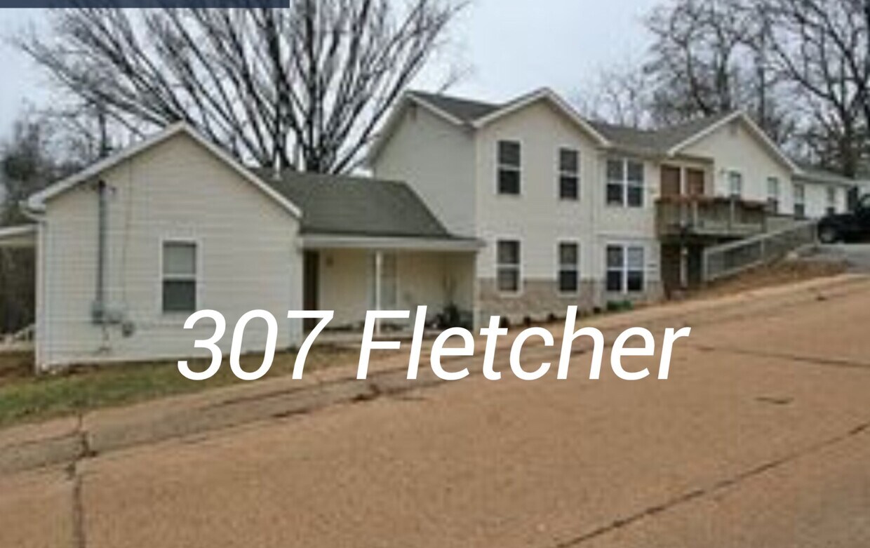 307 Fletcher St Unit 307 Fletcher St., De Soto, MO 63020 Apartments