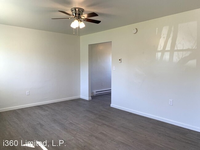Building Photo - 3 br, 1 bath House - 110 Buchanan Street