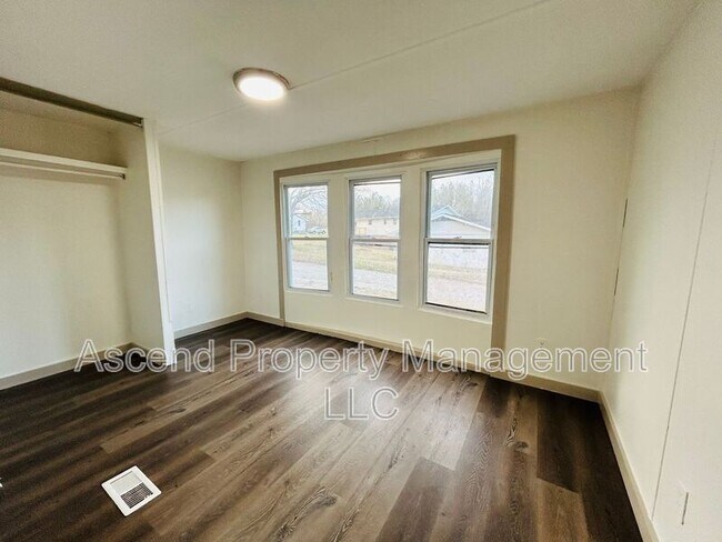 Building Photo - 49 El Fredda Ln