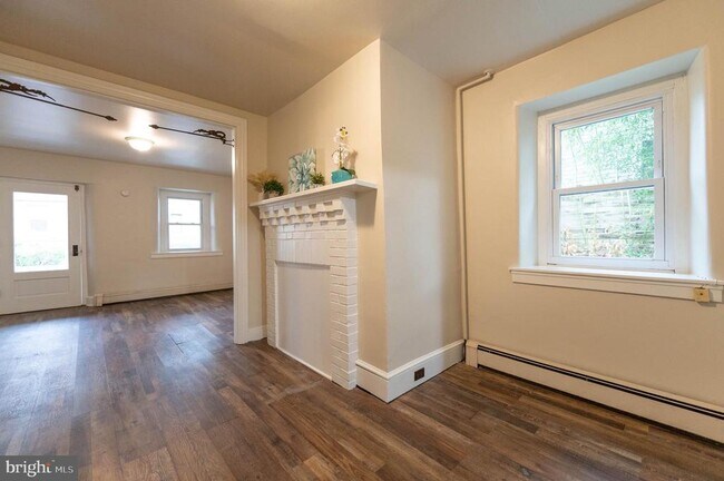 Foto del edificio - 110 N Main St