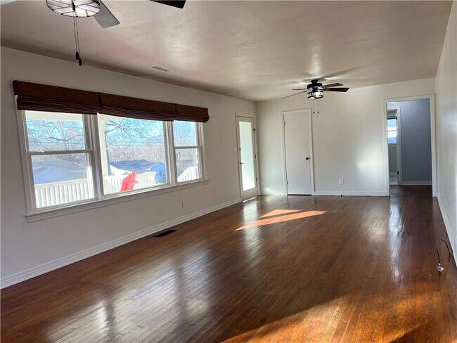 Foto del edificio - 436 E Prospect St