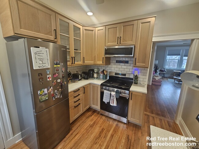 Building Photo - 5 Colliston Rd