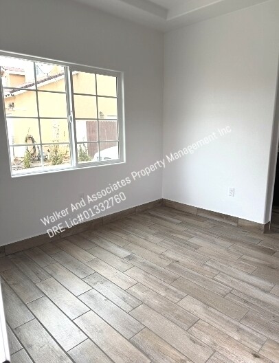 Foto del edificio - 701 Jubilee Ct