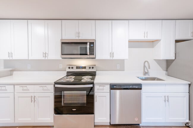 2 Bedroom - Dover Heights