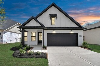 Building Photo - 19807 Palomino Pr Trl