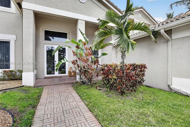 Building Photo - 981 Waterside Cir