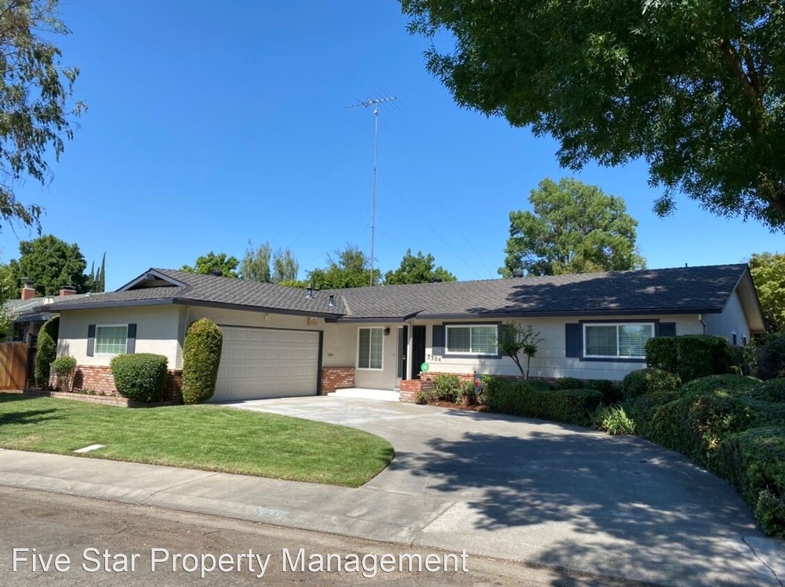 Primary Photo - 3 br, 2 bath House - 3304 Alta Way