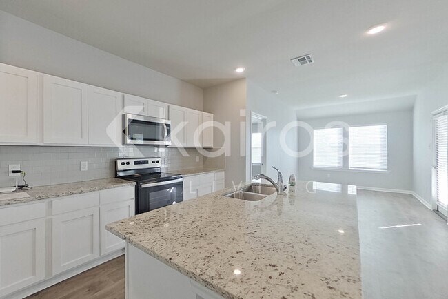 Foto del edificio - 418 Mango Dr