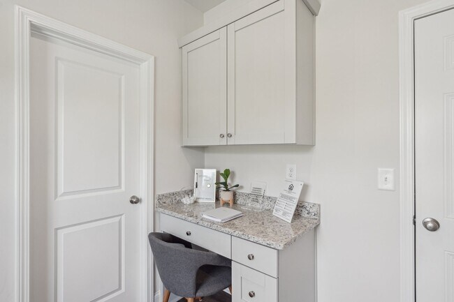 Acogedor rincón de oficina ideal para trabajar y estudiar. - Satterfield Commons