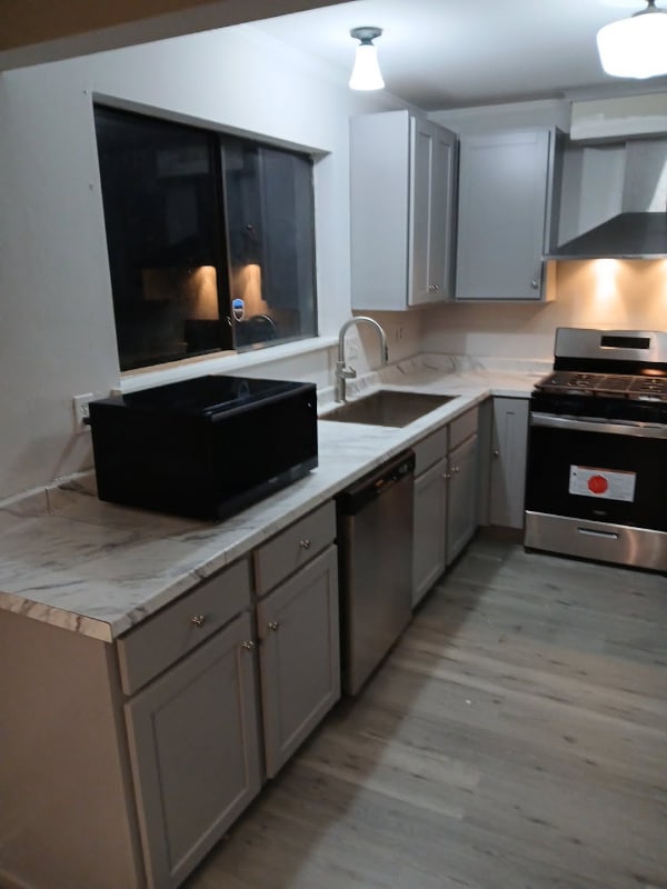 Foto del edificio - 130 Creekmont Way