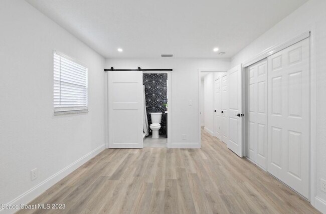 Foto del edificio - 415 N Shore Dr