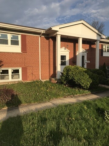 Primary Photo - 7903 N Nordica Ave