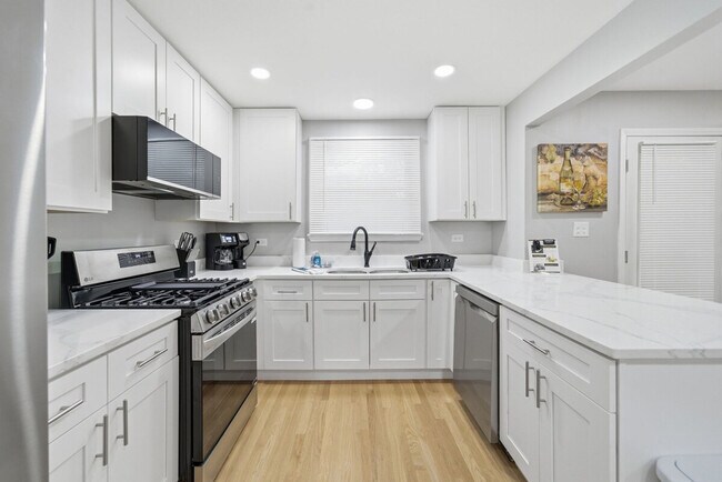 Foto del edificio - 12800 Terrace Ln