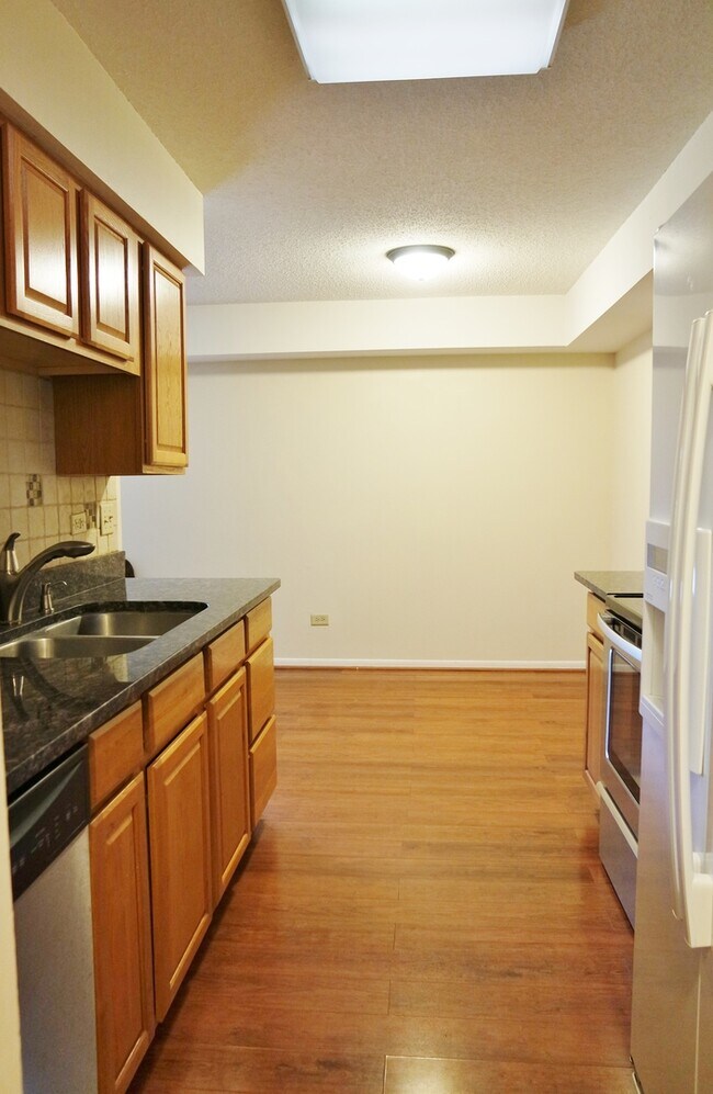 Building Photo - 1033 Buccaneer Dr