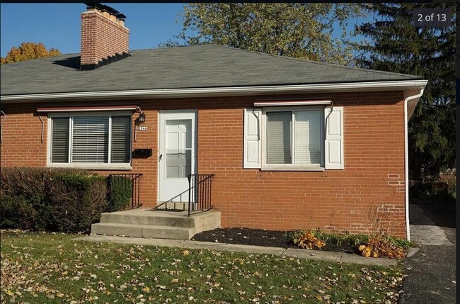 Building Photo - 2944 Mt Holyoke Rd