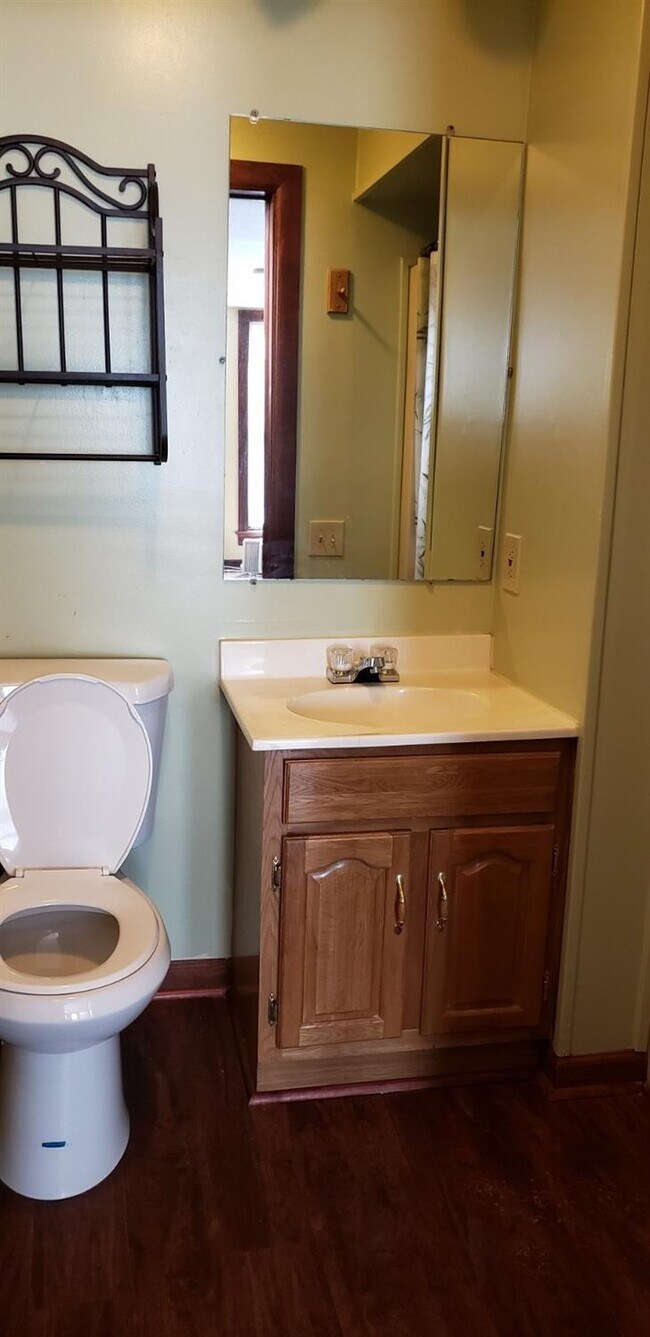 Building Photo - 3.00 bedroom in Oneonta NY 13820