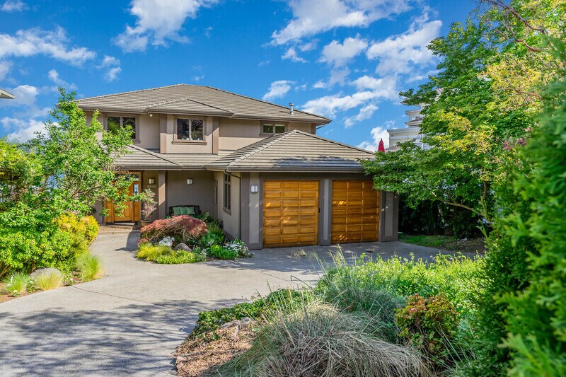 8549 NE Juanita Dr, Kirkland, WA 98034 House for Rent in Kirkland, WA