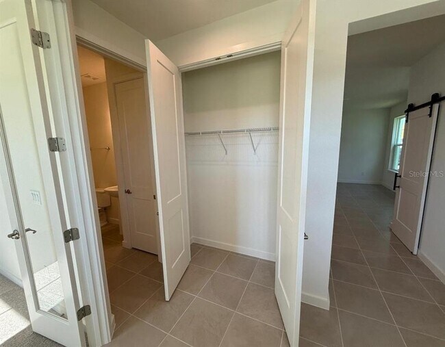 Building Photo - 2006 Education St