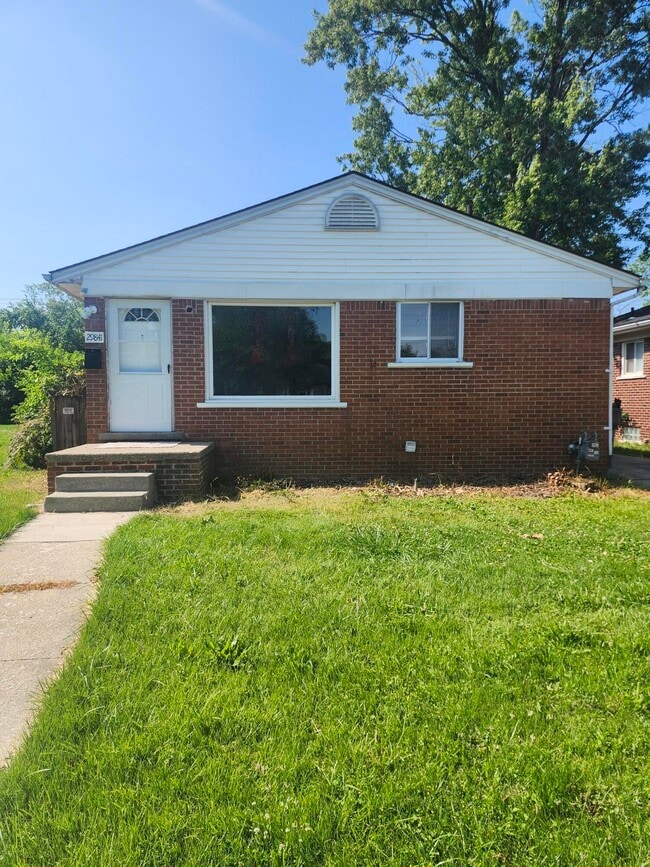Building Photo - 29841 Oakwood St
