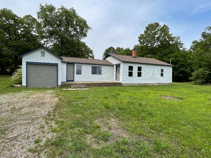 Primary Photo - 1158 Marion County 7022