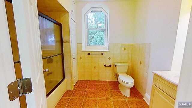 Building Photo - 43 Perrin Ave