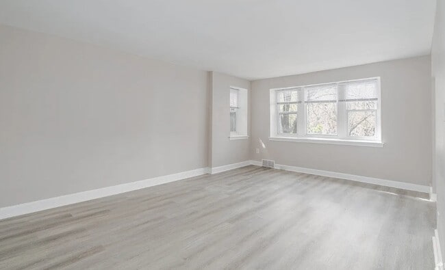 Photo - 1903 Bryn Mawr Ave (Philadelphia, PA) Apartment