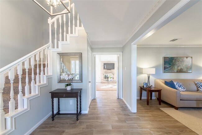 Foto del edificio - 427 Longview Dr