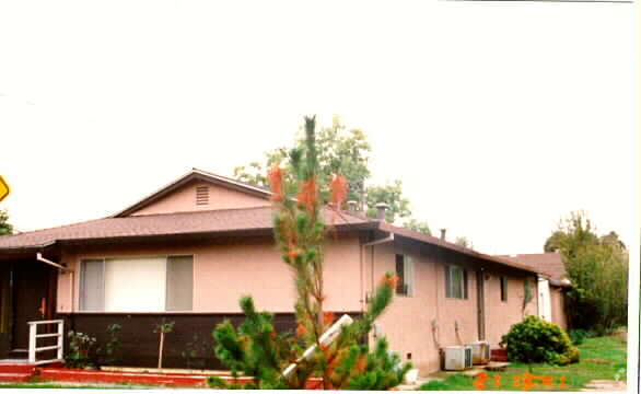 Building Photo - 2872 Concord Blvd