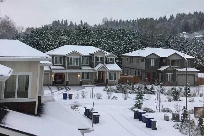 Outside view during winter - 10027 NE 147TH ST