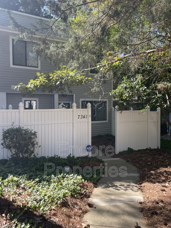 Primary Photo - 7341 Sandy Creek Dr
