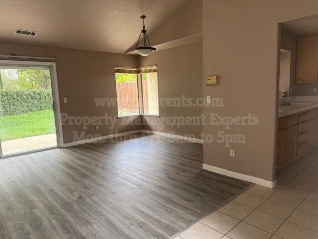 Foto del edificio - 3521 Ignacio Cir