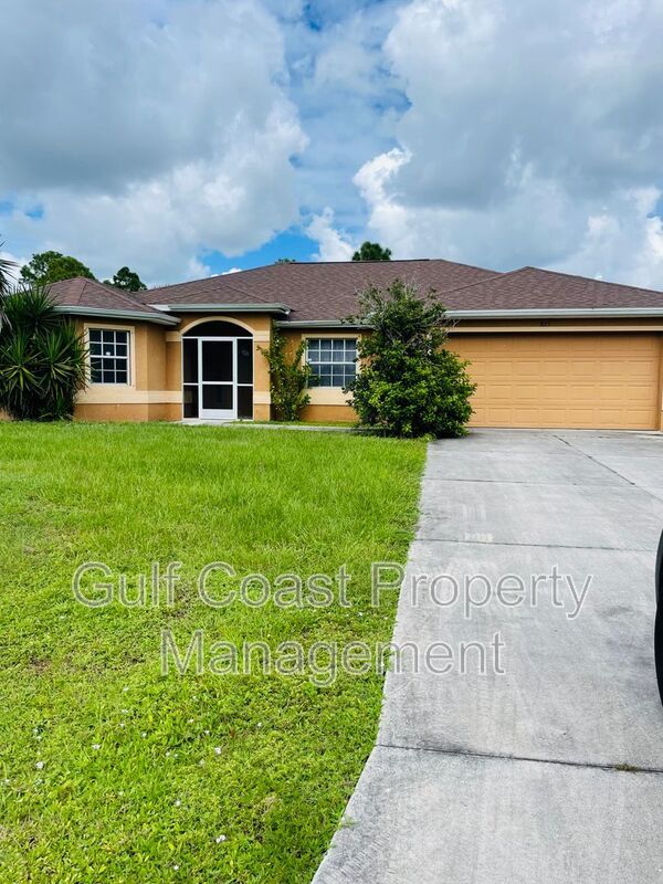 Building Photo - 825 Sunrise Blvd