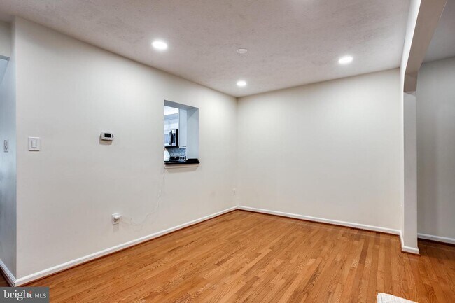 Foto del edificio - 5561 April Journey