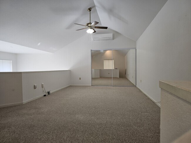 Building Photo - 95-270-270 Waikalani Dr