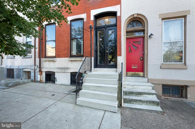 Foto del edificio - 2212 Fairmount Ave
