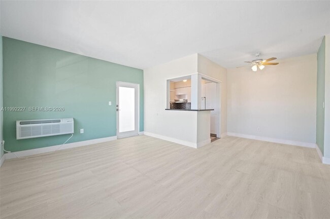 Building Photo - 7315 Byron Ave