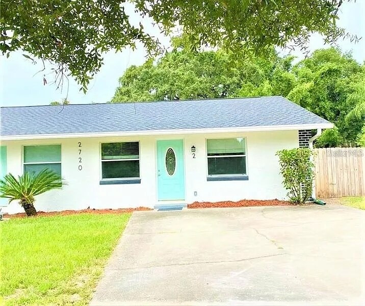 Foto principal - 2720 S Sunrise Ct