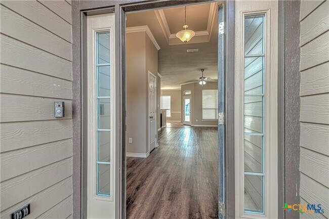 Building Photo - 609 Coventry Dr
