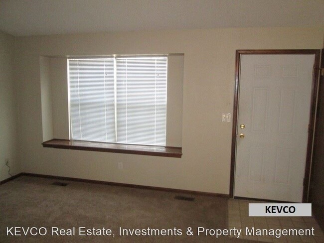 Building Photo - 3 br, 1 bath House - 2209 Whitetail Pl