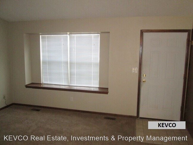 Foto del edificio - 3 br, 1 bath House - 2209 Whitetail Pl